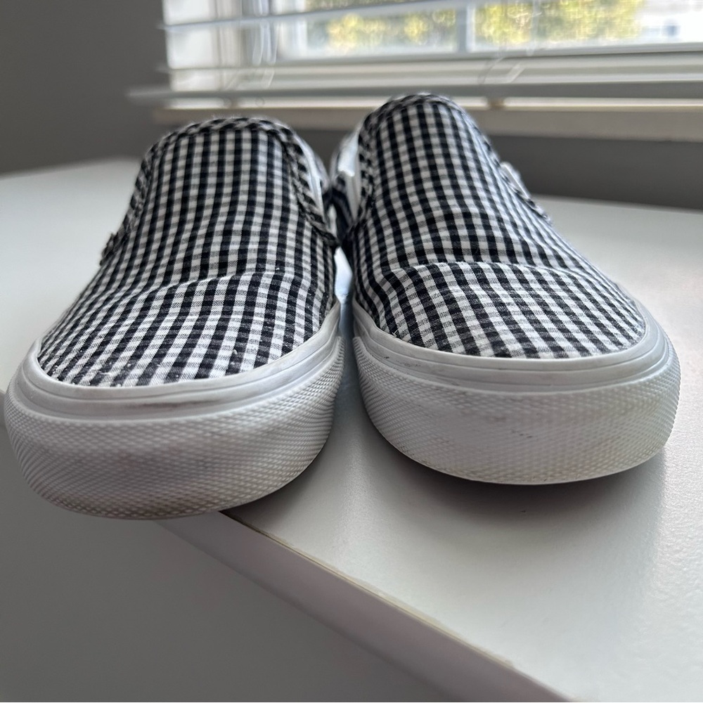 VANS Women’s Classic Slip-on Sneaker in Black & True White Gingham size 6 - Picture 6 of 7